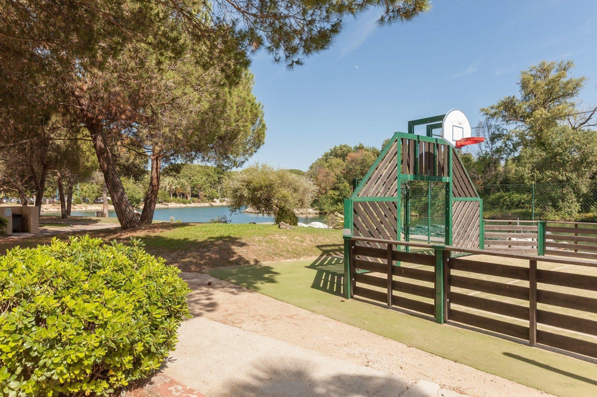 Pierre & Vacances Residence Cannes Mandelieu المظهر الخارجي الصورة