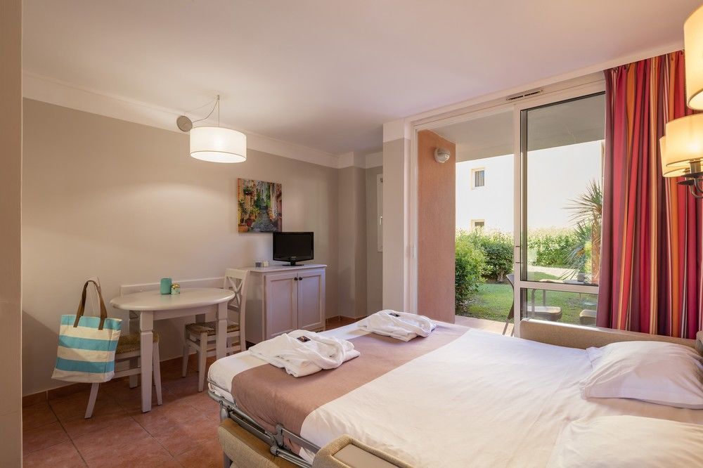 Pierre & Vacances Residence Cannes Mandelieu المظهر الخارجي الصورة